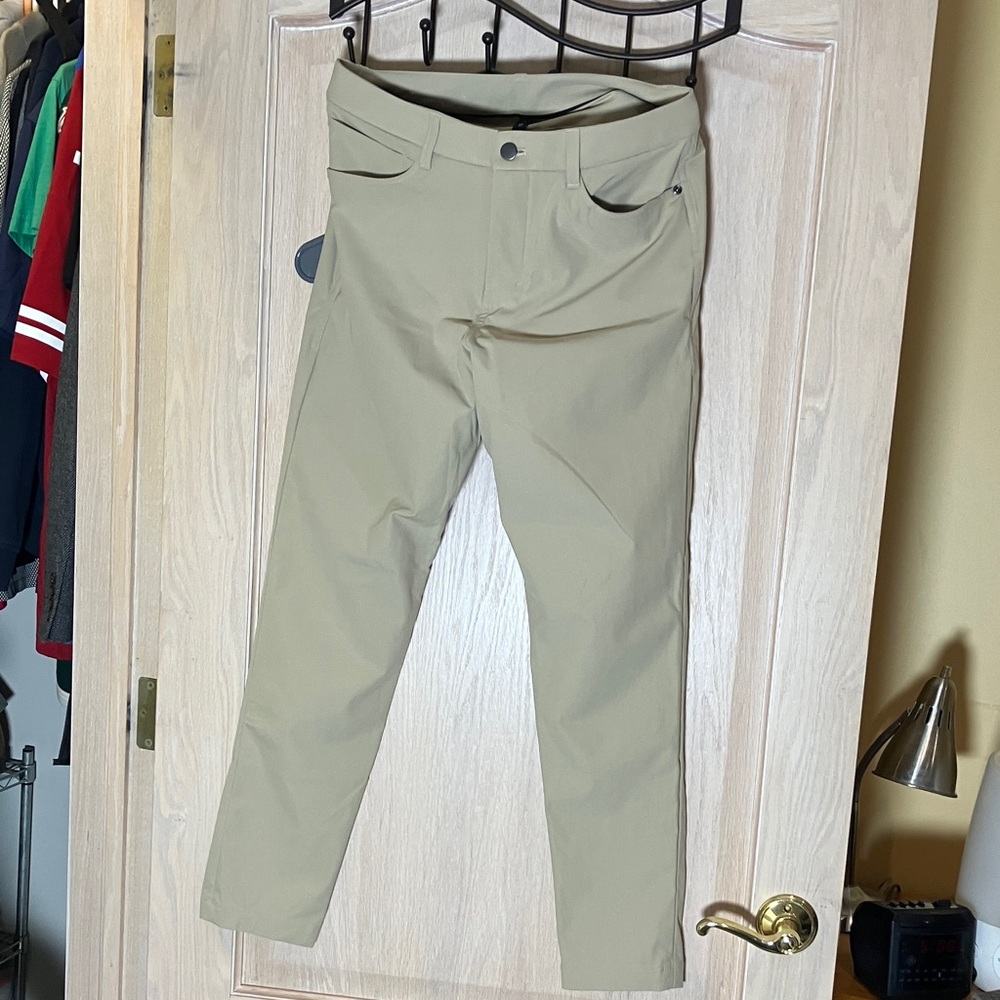 lululemon athletica Men's Khaki Chinos